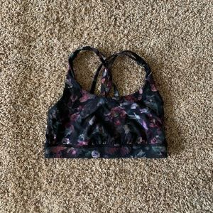 lululemon sports bra